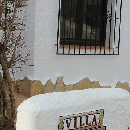 Larosa Nyaraló Moraira